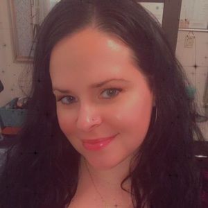 Meet your Posher, Sheena